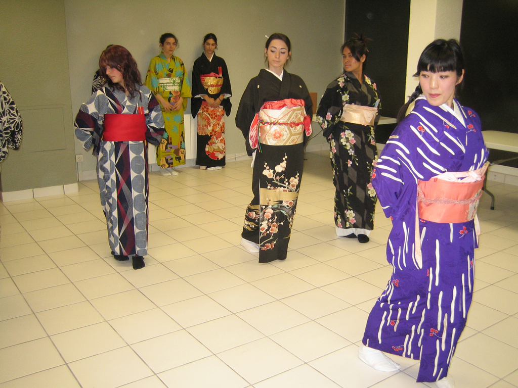 Danse traditionnelle Jiutamai